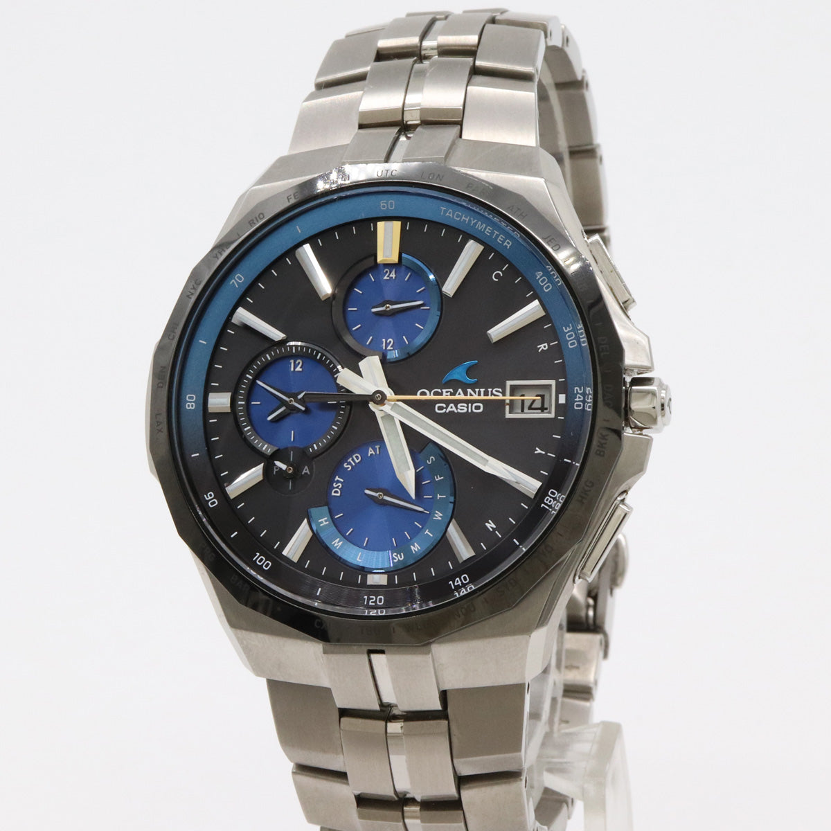 CASIO OCEANUS Manta Titanium Solar Men's Watch OCW-S5000 in Very Good Condition