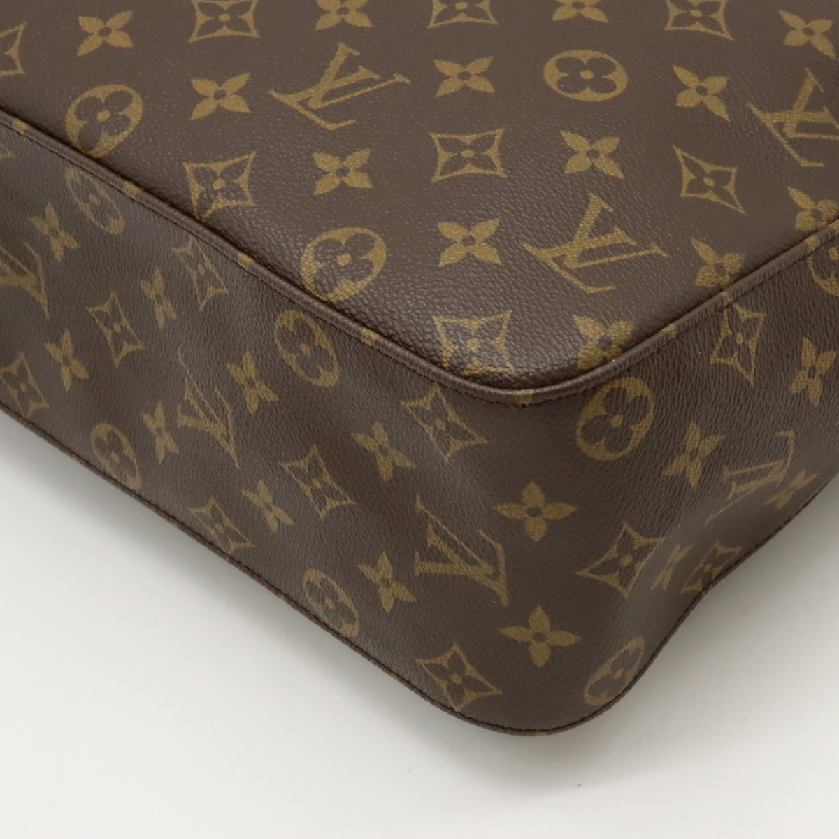 Louis Vuitton Monogram Looping GM Shoulder Bag M51145 in Great Condition