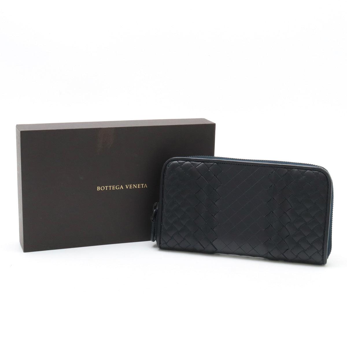 Bottega Veneta Leather Intrecciato Zip-Around Wallet 114076 in Great Condition