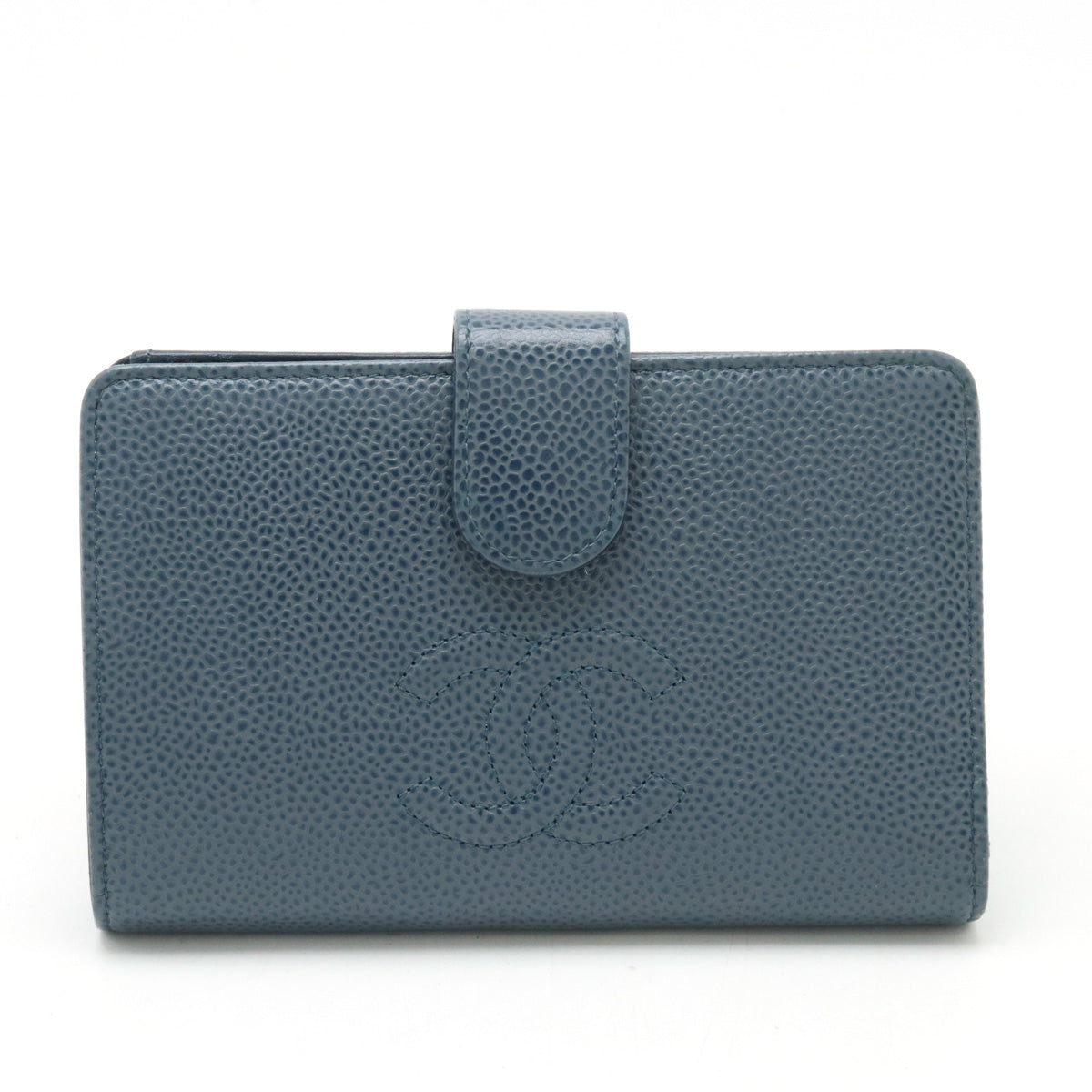 Chanel Caviar Skin Coco Mark Bifold Wallet A50073 in Very Good Condition