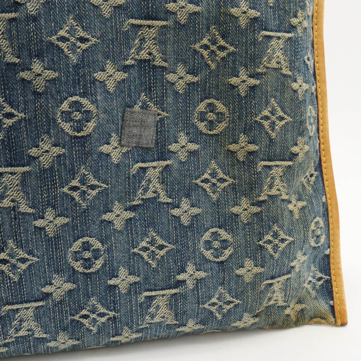 Louis Vuitton Monogram Denim Flat Shopper Tote Bag M95018