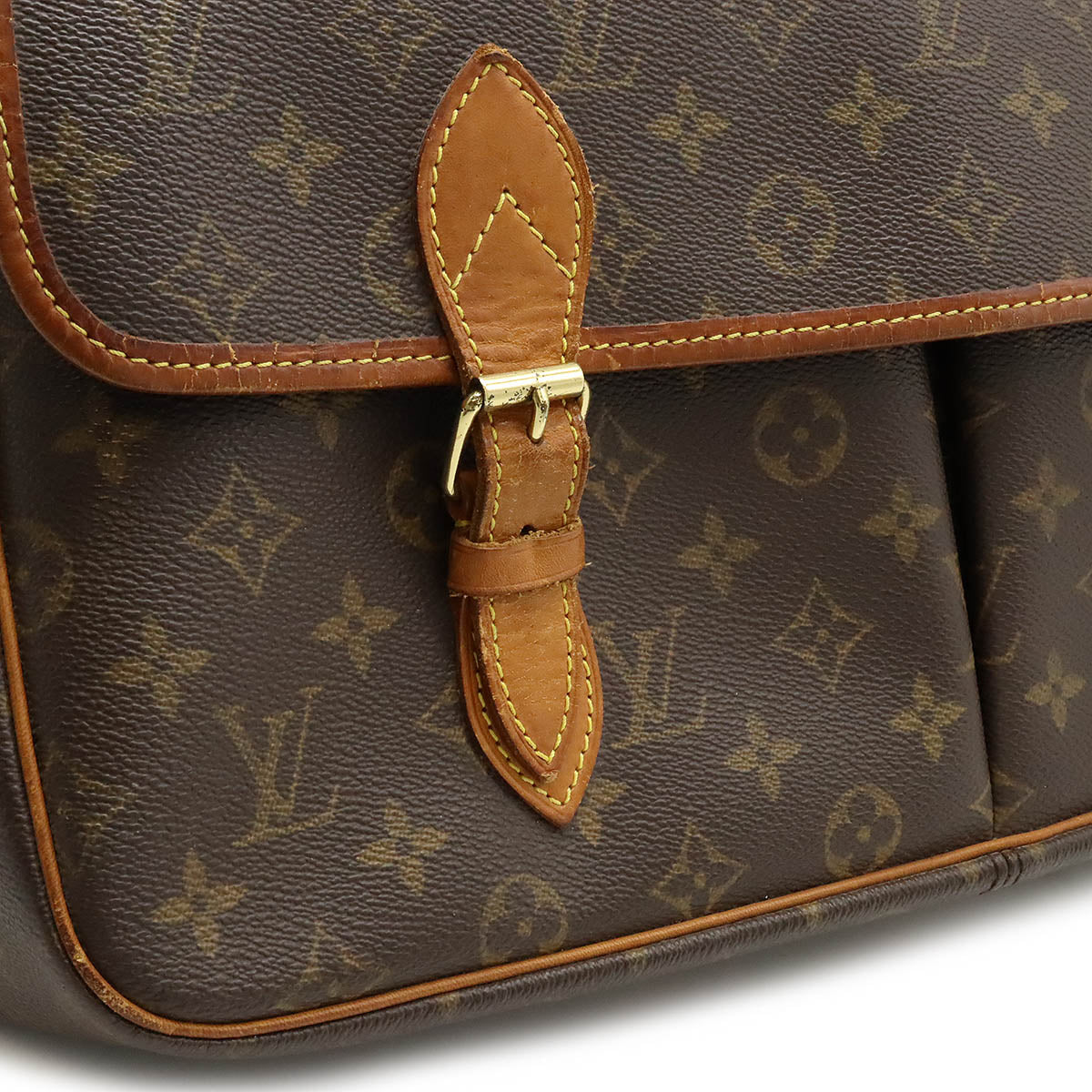 Louis Vuitton Monogram Gibeciere GM Shoulder Bag M42249 in Good Condition