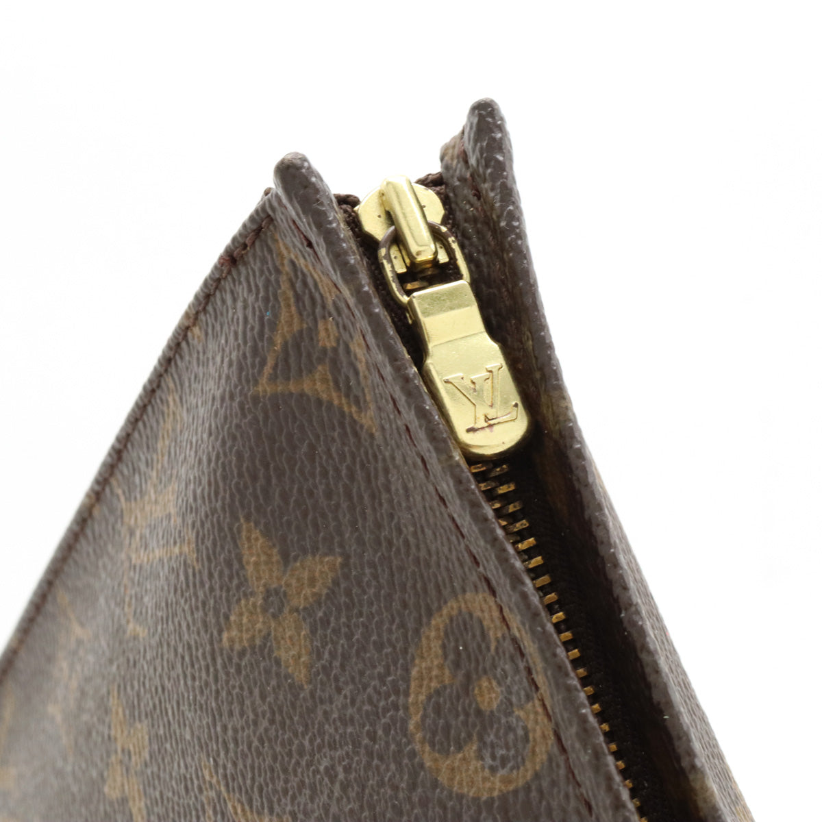 Louis Vuitton Monogram Toiletry Pouch 19 M47544 in Good Condition