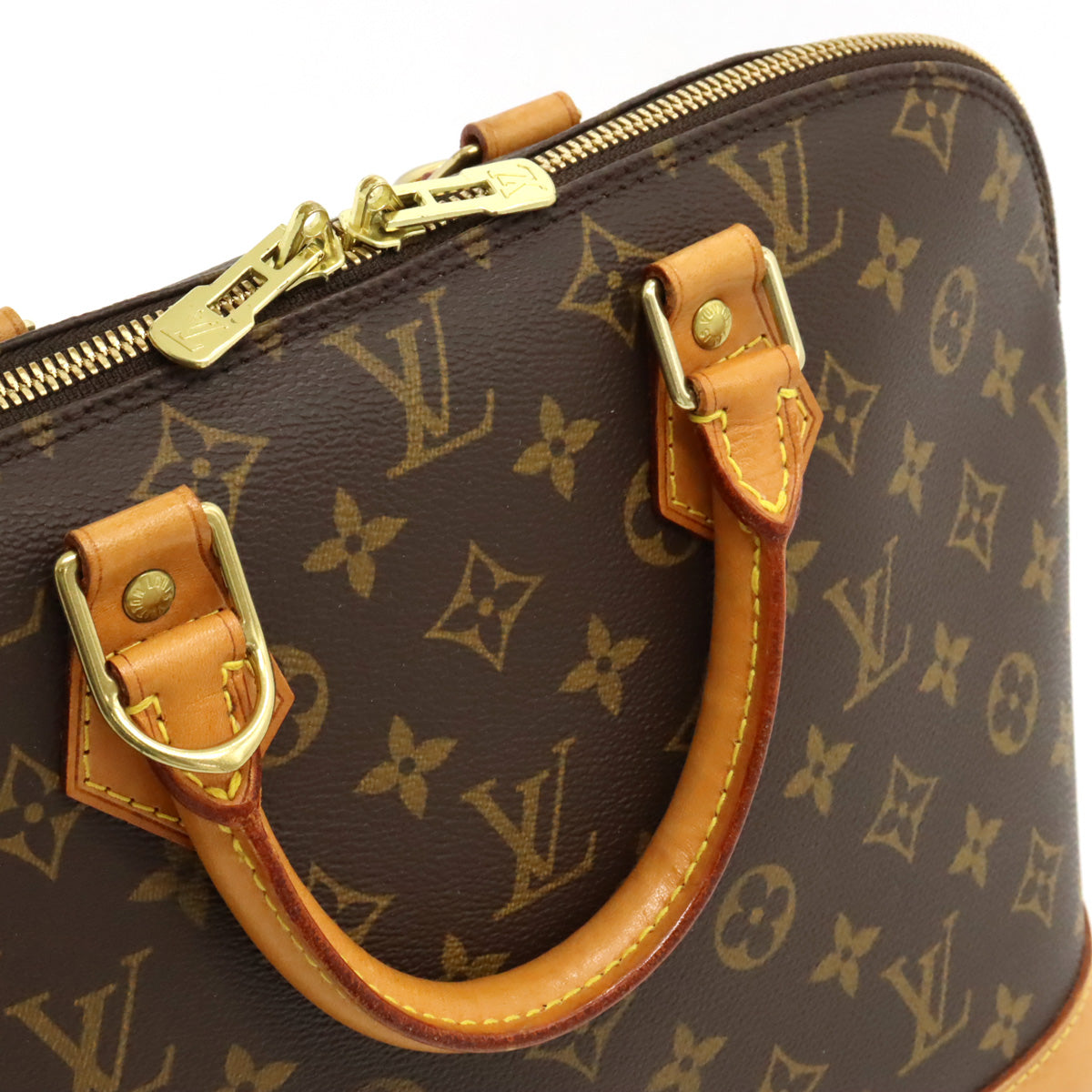 Louis Vuitton Monogram Alma Handbag M51130 in Very Good Condition