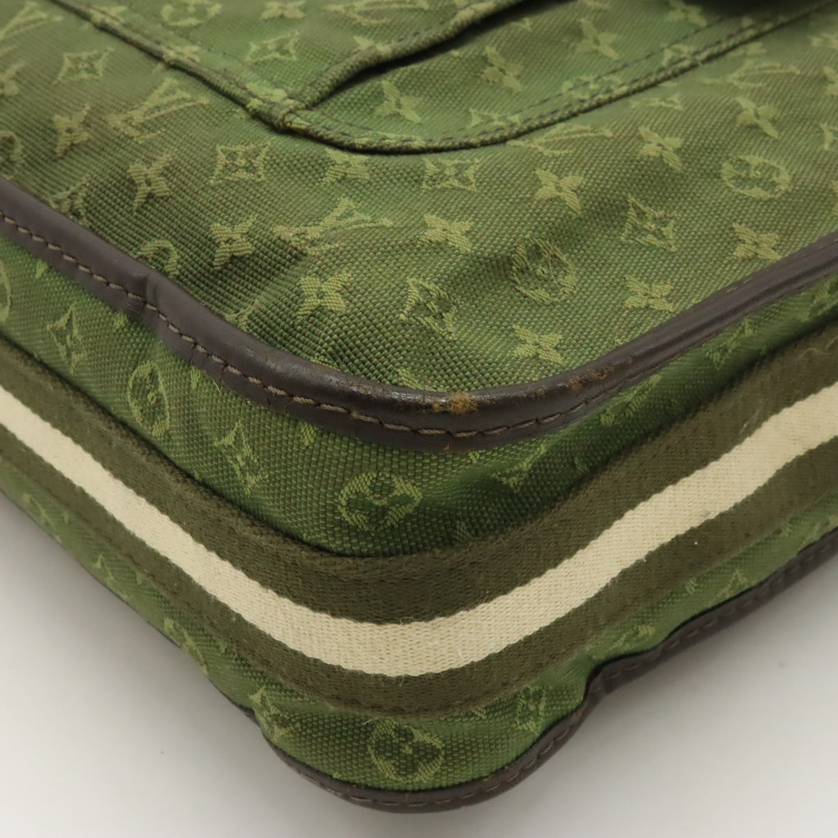 Louis Vuitton Monogram Mini Canvas Leather Shoulder Bag M92322