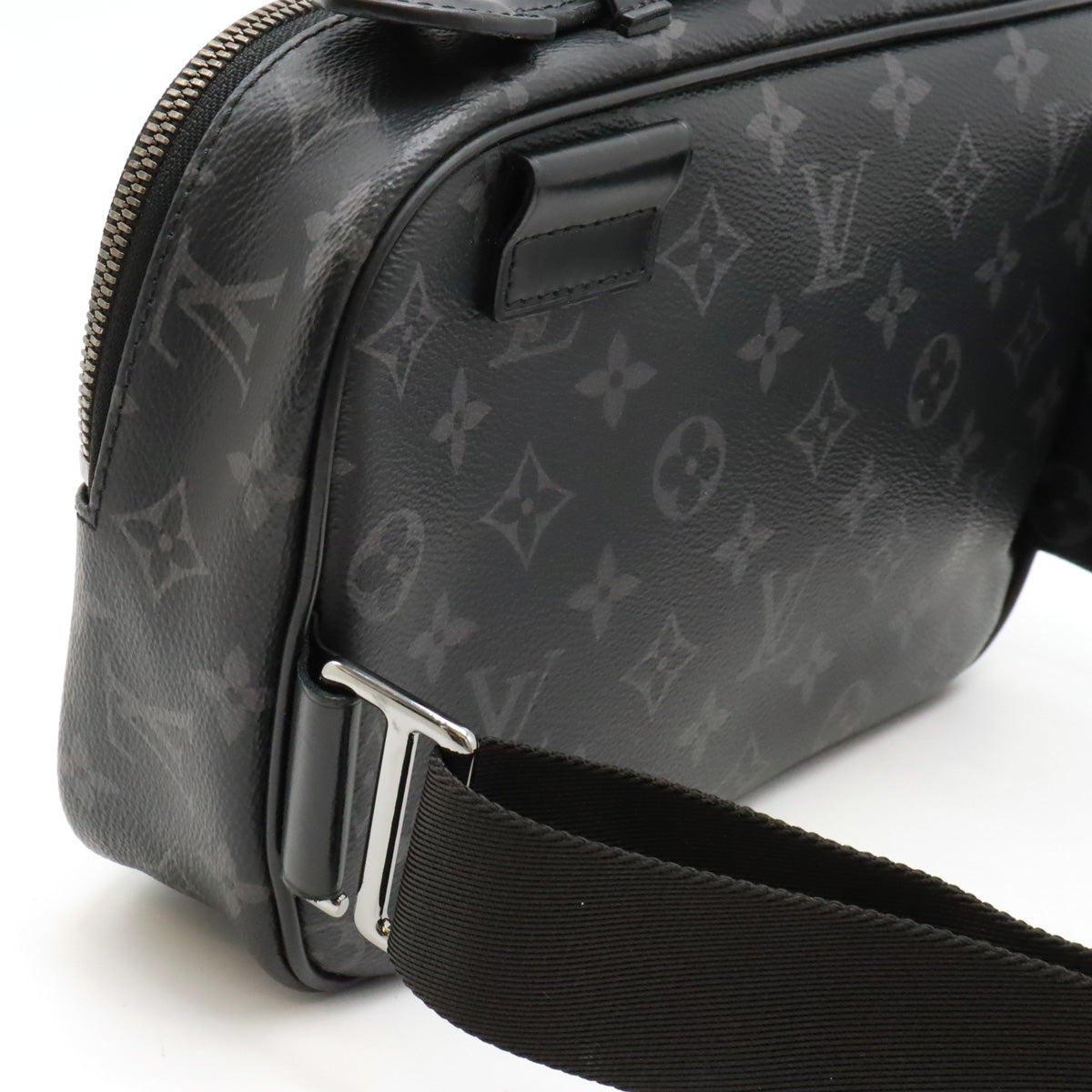 Louis Vuitton Monogram Eclipse Bum Bag M42906 in Very Good Condition