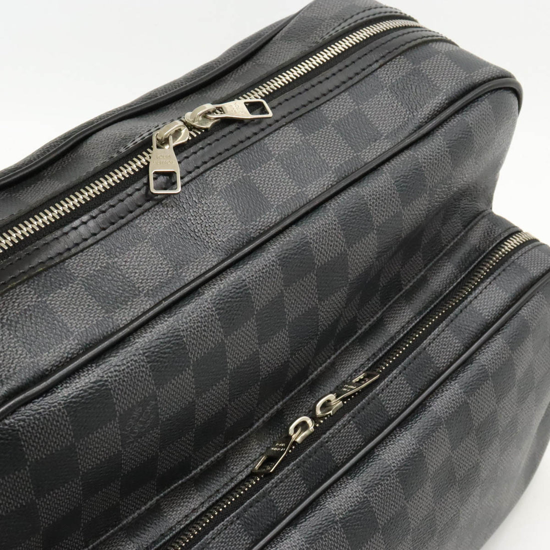 Louis Vuitton Damier Graphite Io Messenger Bag N45252