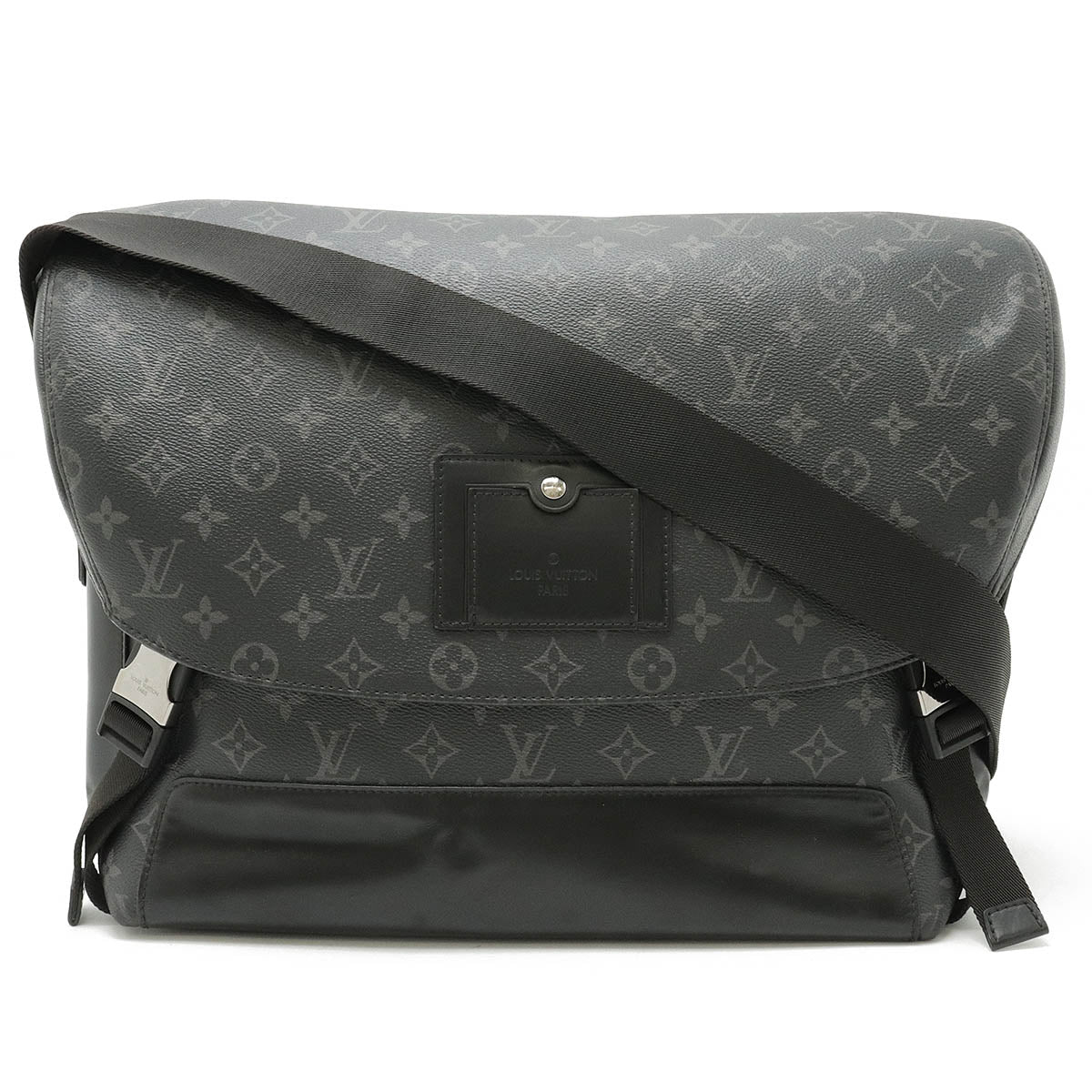 Louis Vuitton Monogram Eclipse Canvas/Leather Messenger Voyage Shoulder Bag M43276 in Very Good Condition