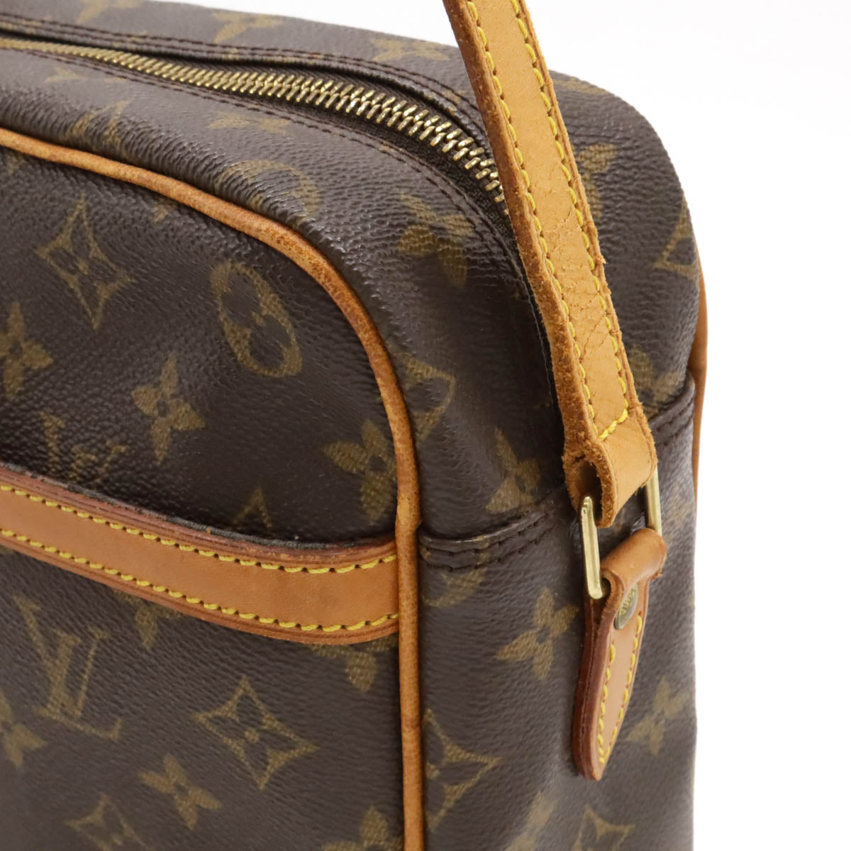 Louis Vuitton Monogram Trocadero 30 Shoulder Bag M51272 in Very Good Condition