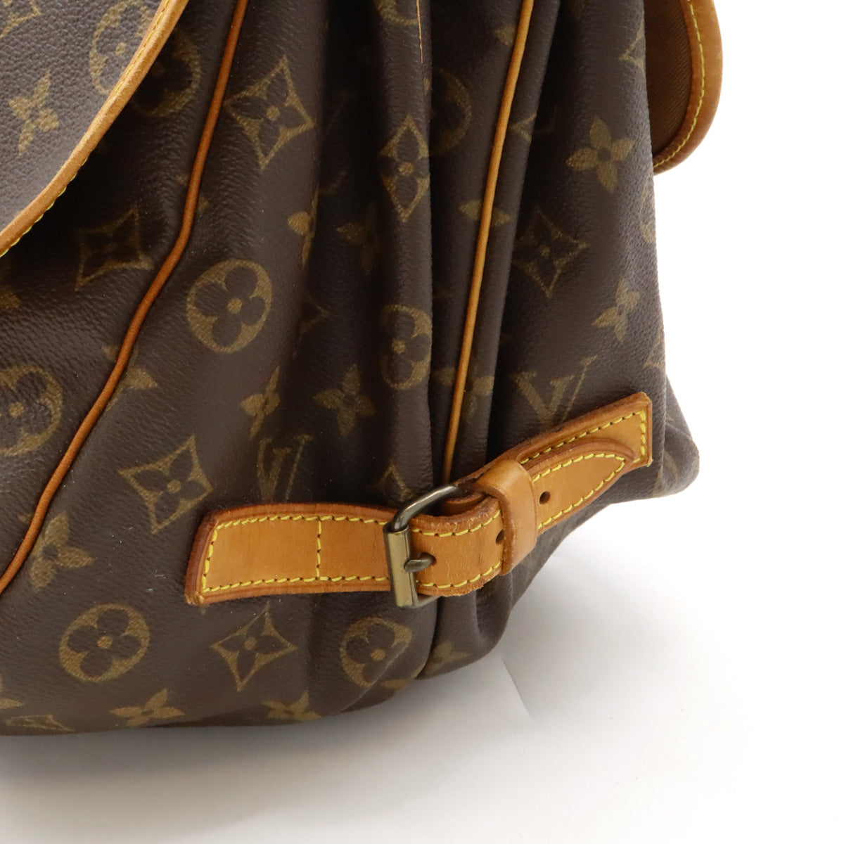 Louis Vuitton Monogram Saumur 35 Shoulder Messenger Bag M42254