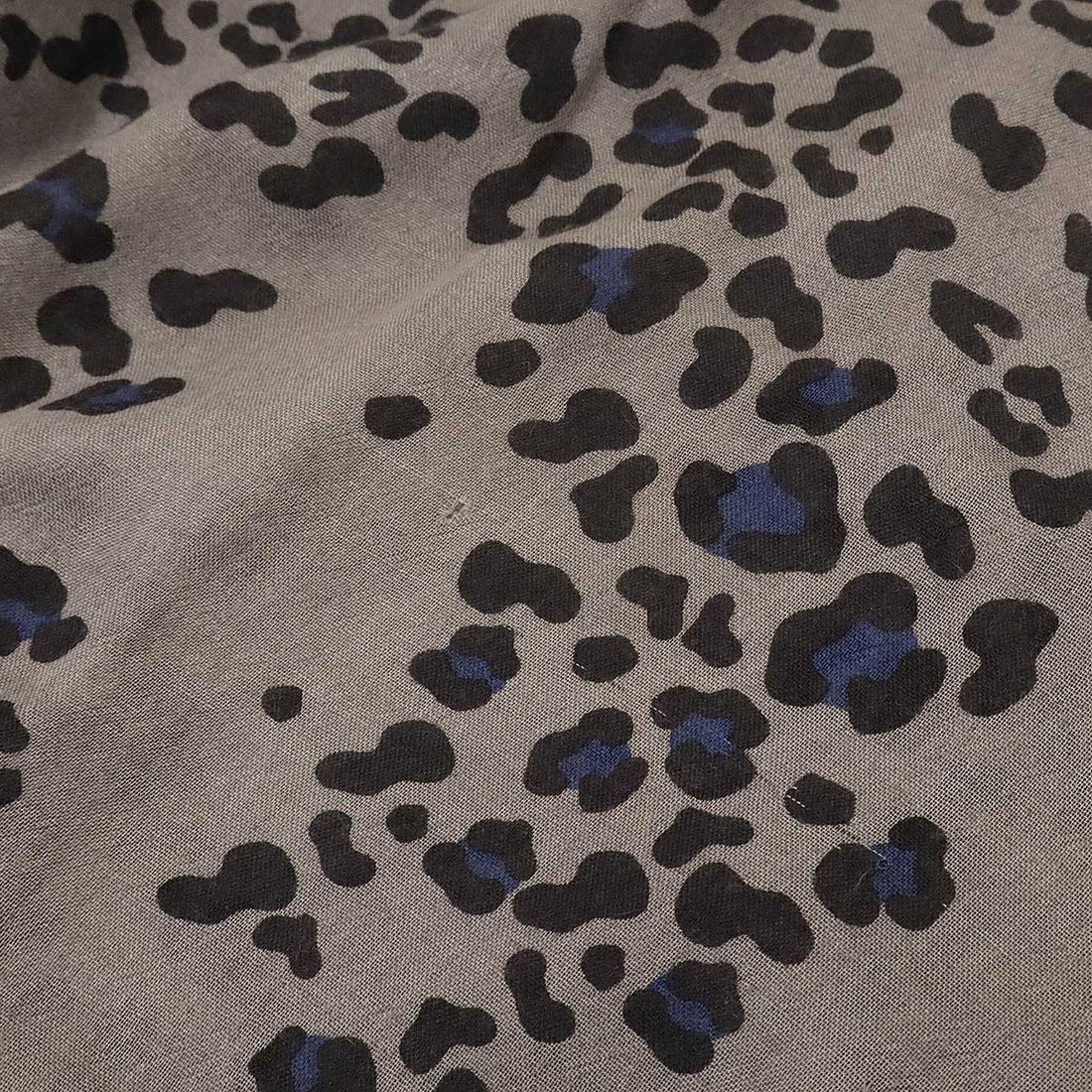 Cartier Cashmere/Silk Scarf Stole Leopard Gray Black Blue in Very Good Condition