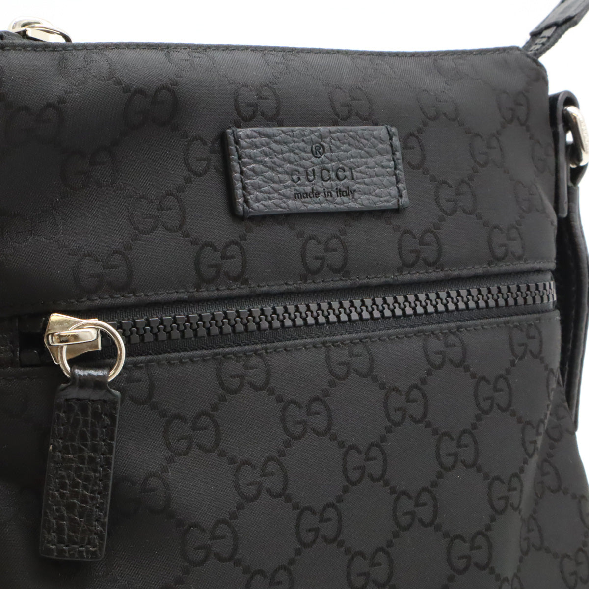 Gucci Nylon Leather Shoulder Bag 449183