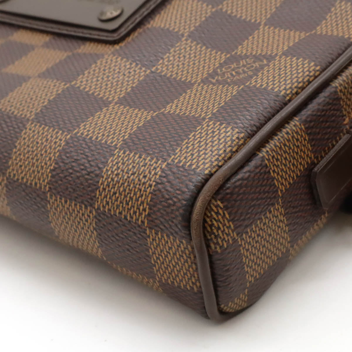 Louis Vuitton Damier Brooklyn Body Bag N41101