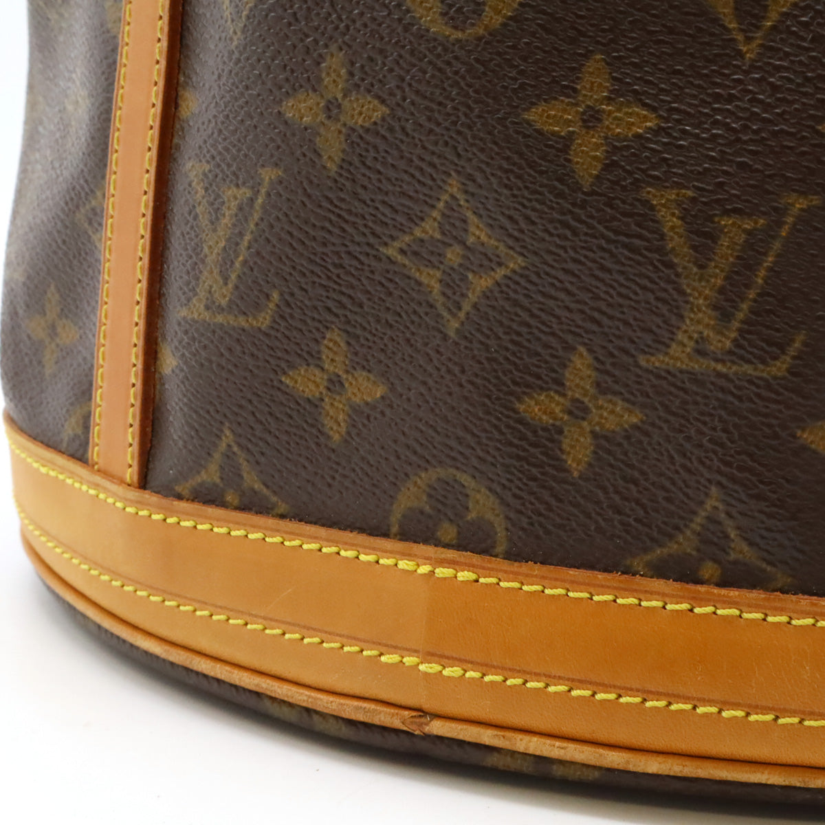 Louis Vuitton Monogram Bucket GM Shoulder Tote Bag M42236