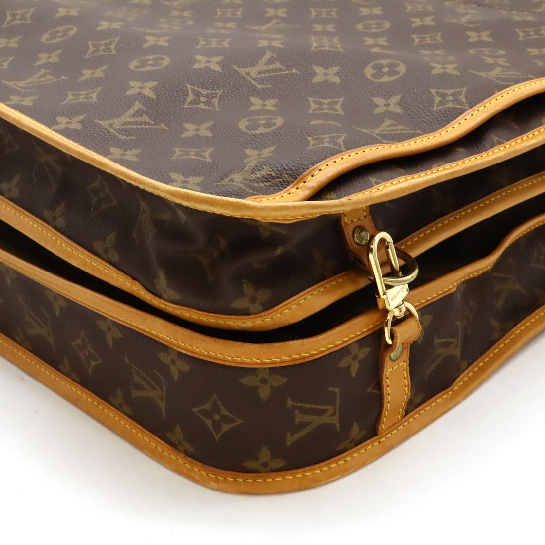 Louis Vuitton Monogram Portable Cabin Garment Case M23420