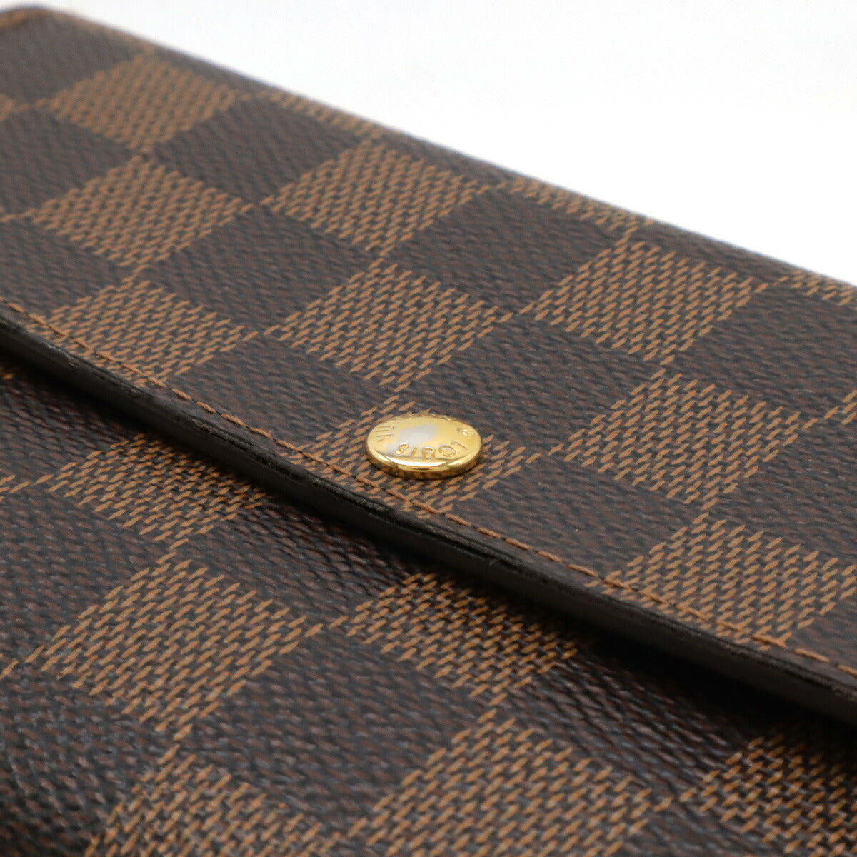 Louis Vuitton Damier Portefeuille Sarah Wallet in Very Good Condition