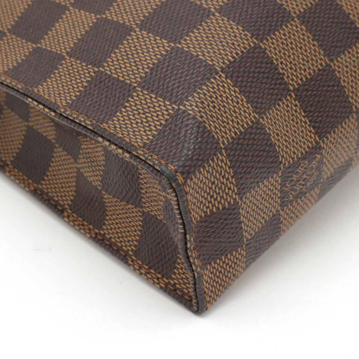 Louis Vuitton Damier Toiletry Pouch N47543 in Very Good Condition