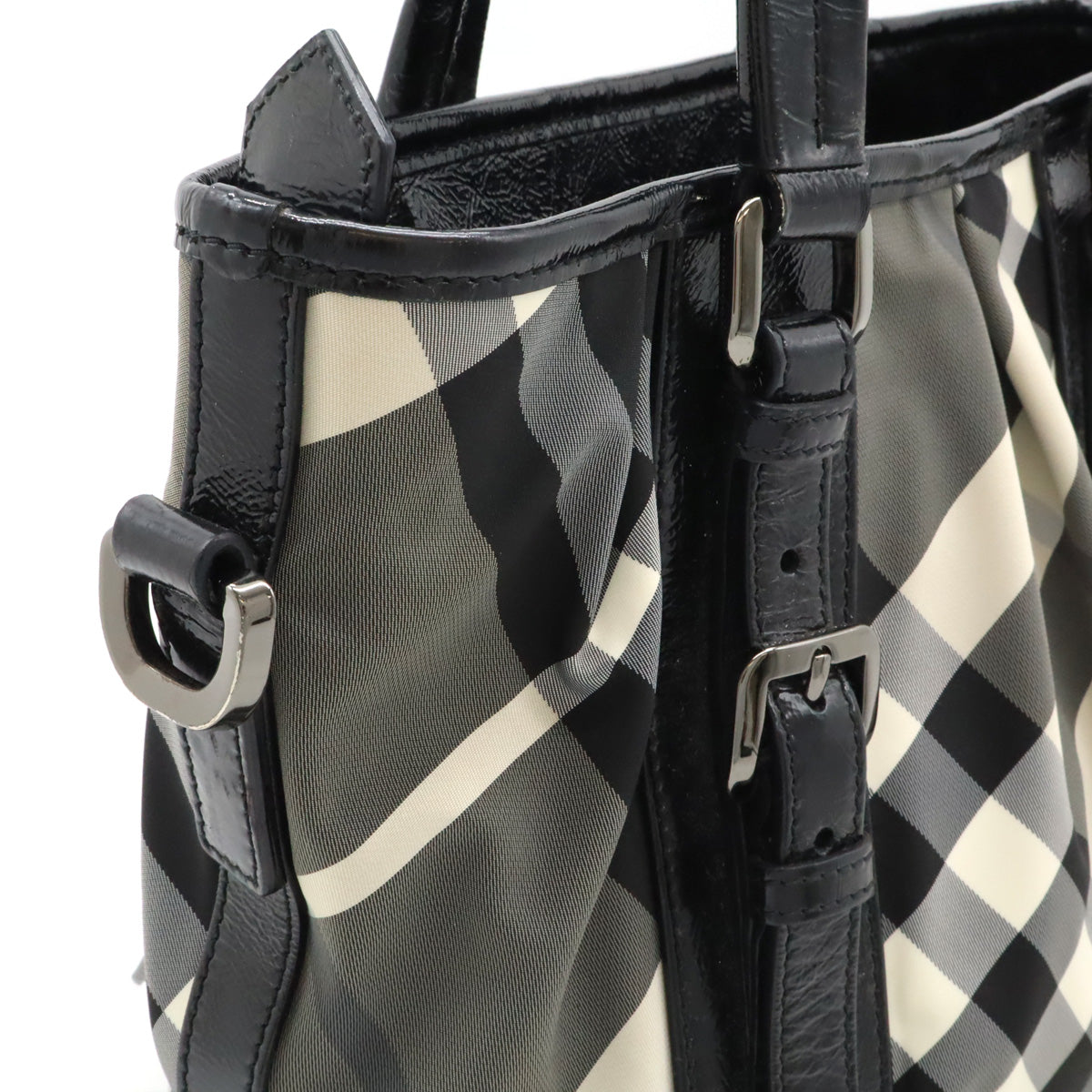 Burberry Nylon Patent Leather Beat Check Tote Bag in Great Condition