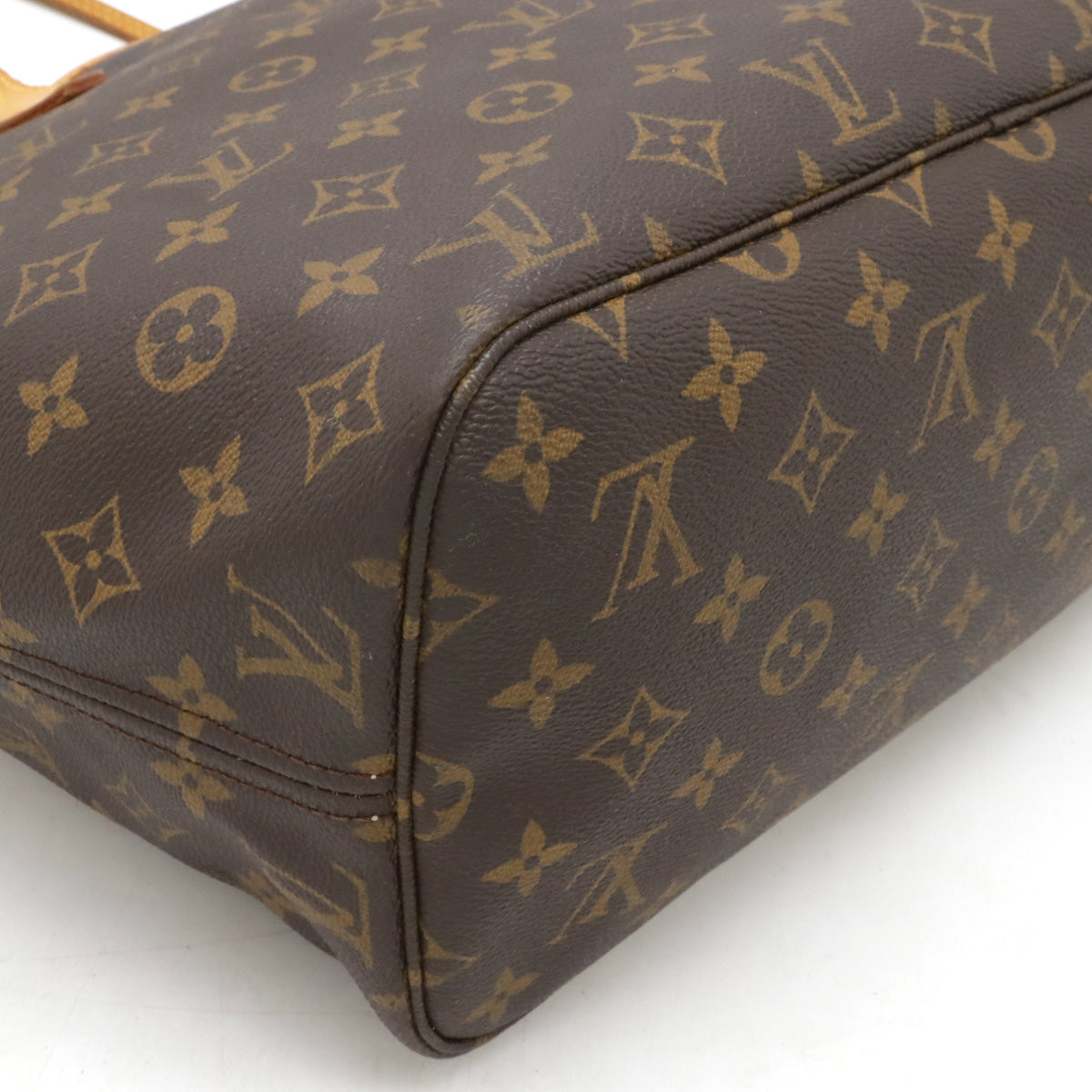 Louis Vuitton Monogram Neverfull MM Tote Bag M40156