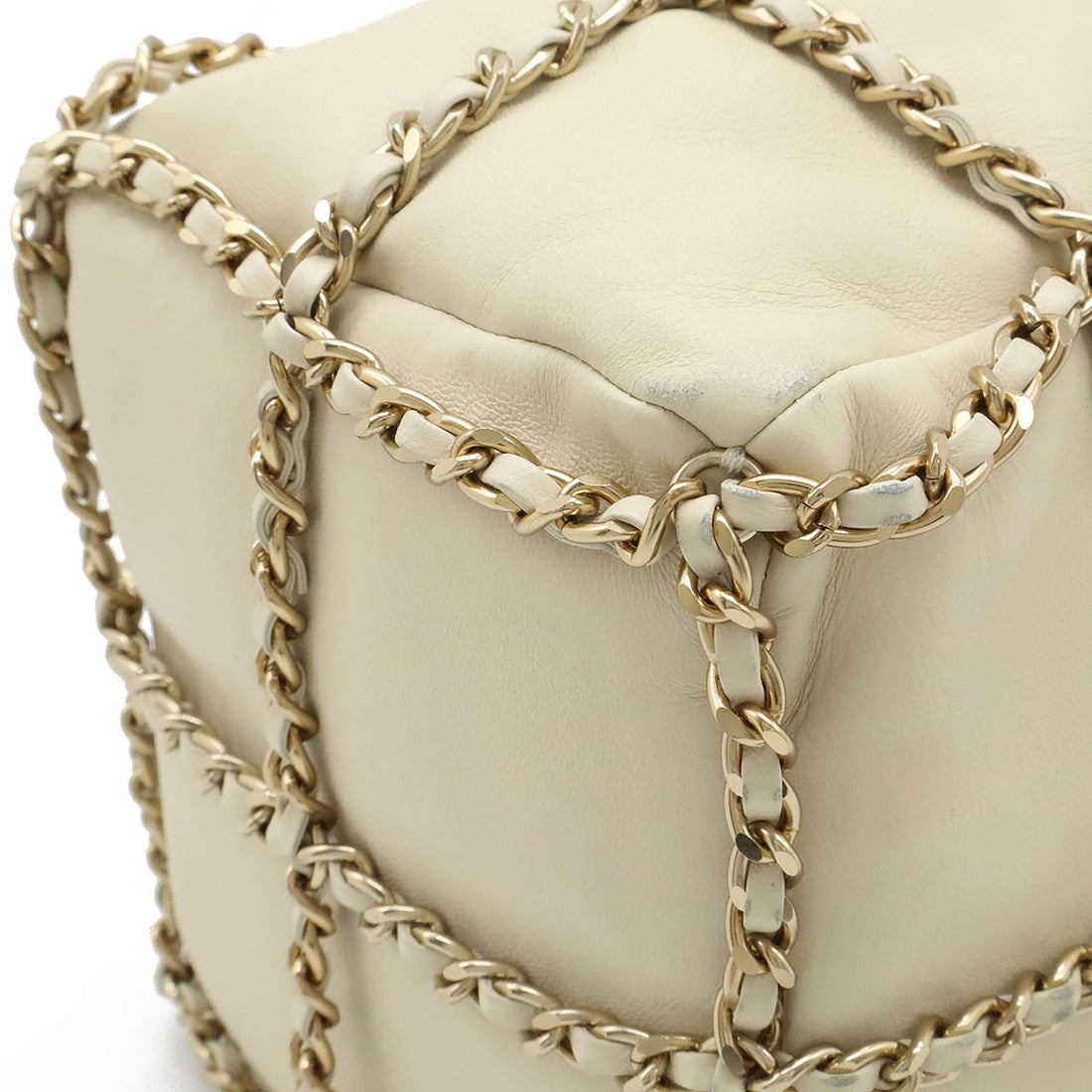 Chanel Lambskin Chain Shoulder Bag Ivory