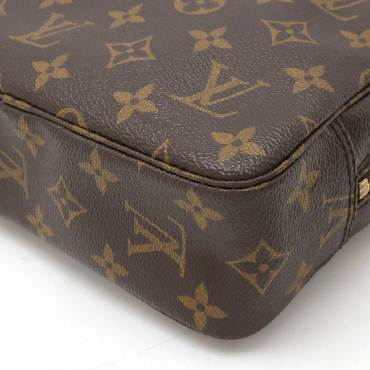 Louis Vuitton Monogram Toiletry Pouch M47524 in Great Condition