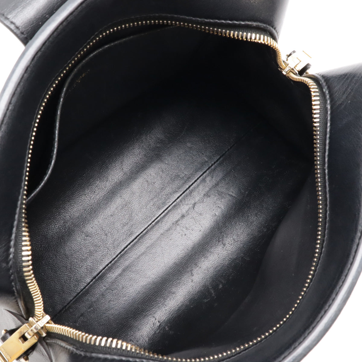 Yves Saint Laurent Leather Baby Cabas Handbag 472466