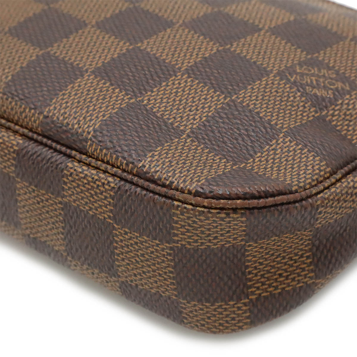 Louis Vuitton Damier Pochette Accessoire Clutch