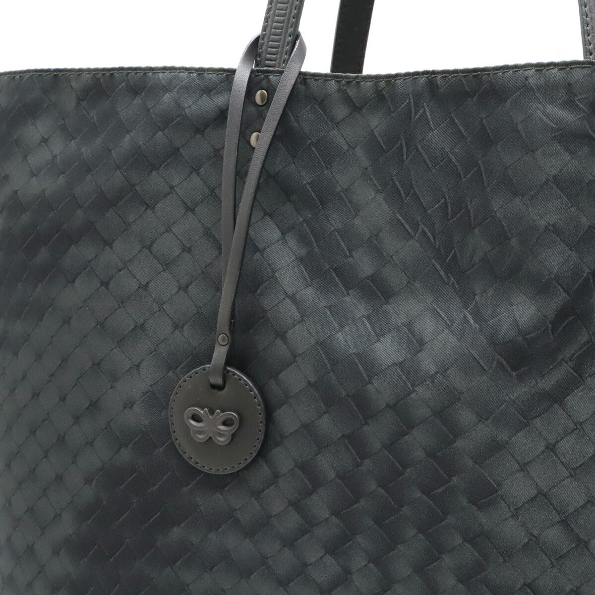 Bottega Veneta Intreccio Nylon/Leather Tote Bag in Great Condition