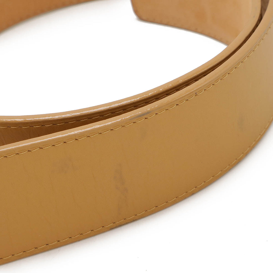 Louis Vuitton Leather Belt M6815V in Very Good Condition