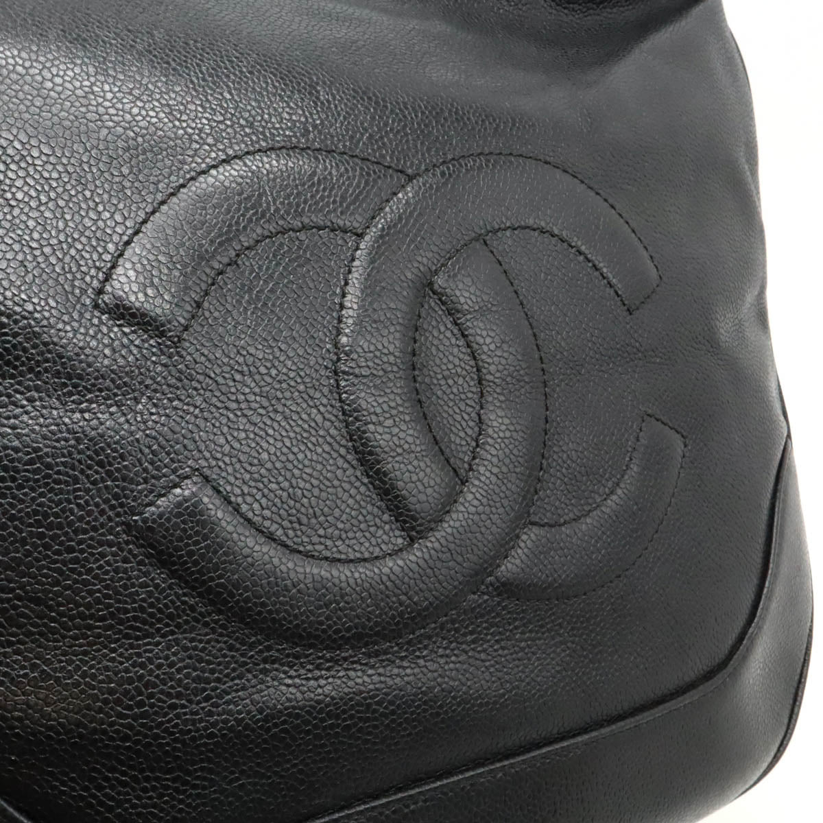 Chanel Caviar Leather Shoulder Bag