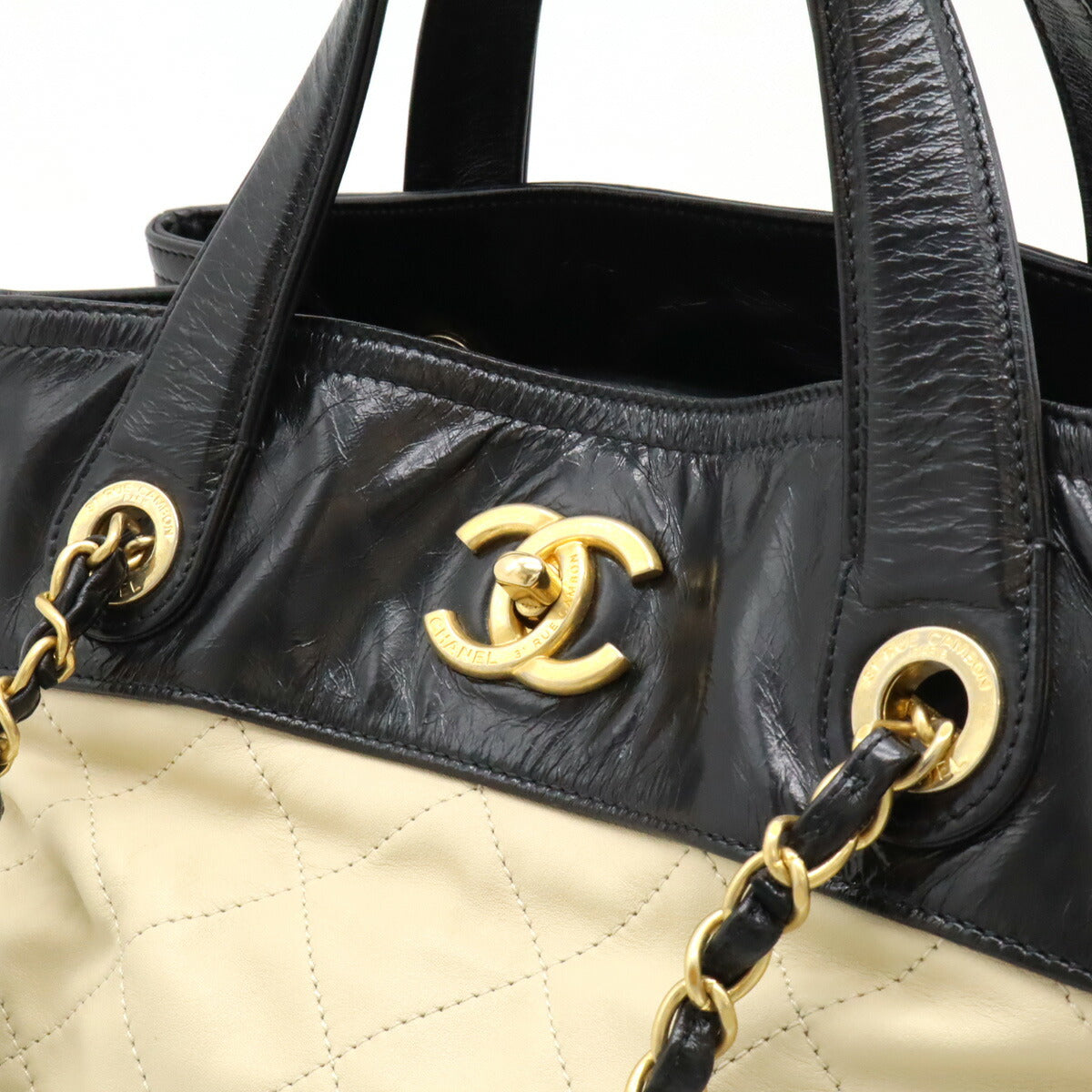 Chanel Leather Matelasse Chain Shoulder Tote Bag