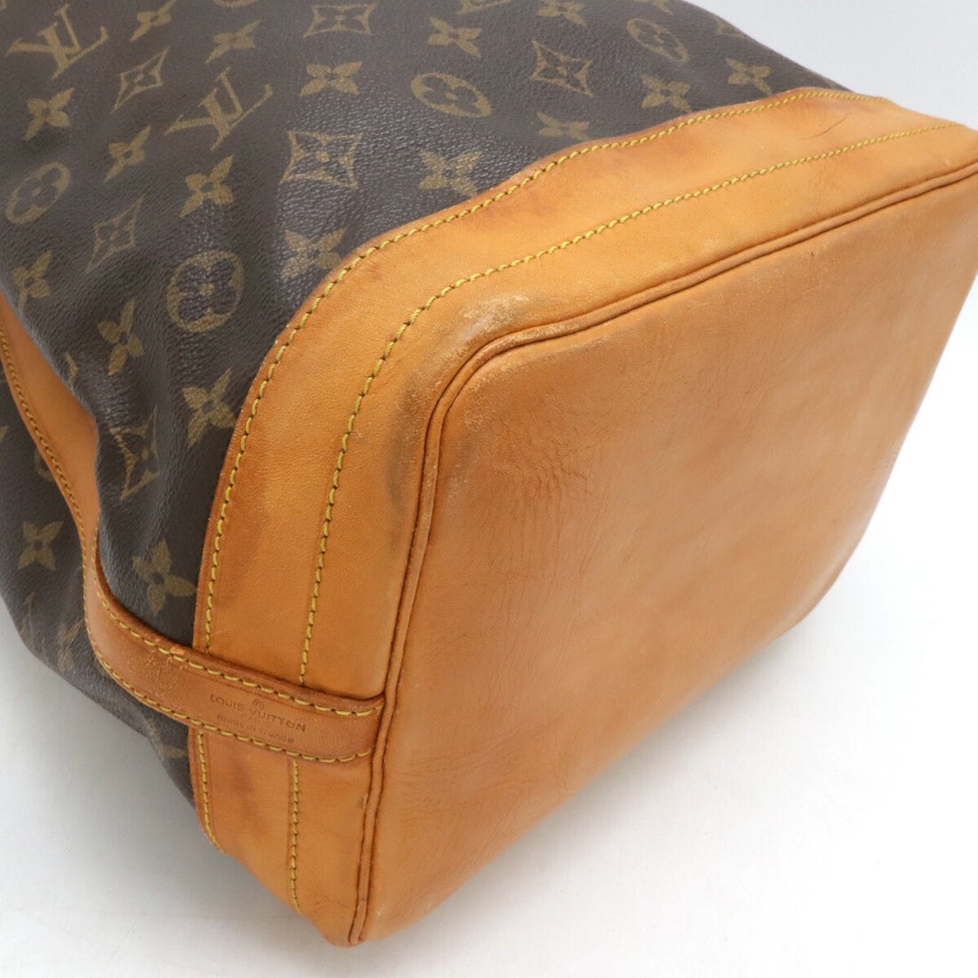 Louis Vuitton Monogram Noe Shoulder Bag M42224