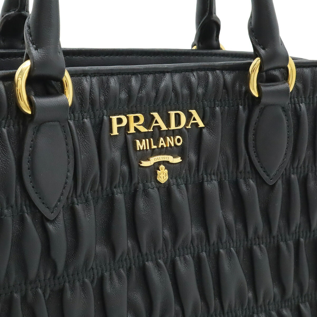 Prada 1BA173 Leather 2way Handbag – LuxUness