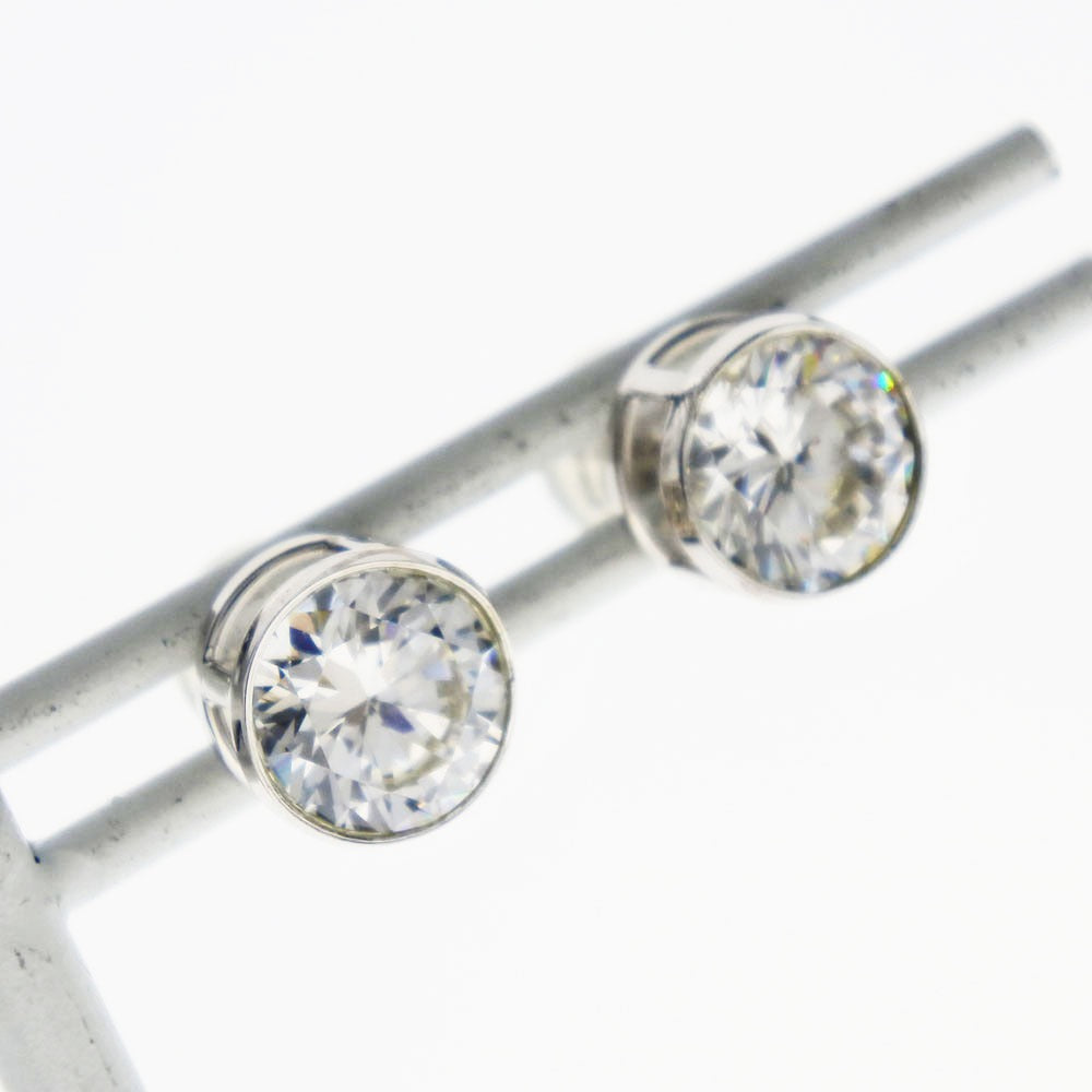 K14 White Gold Cubic Zirconia Earrings