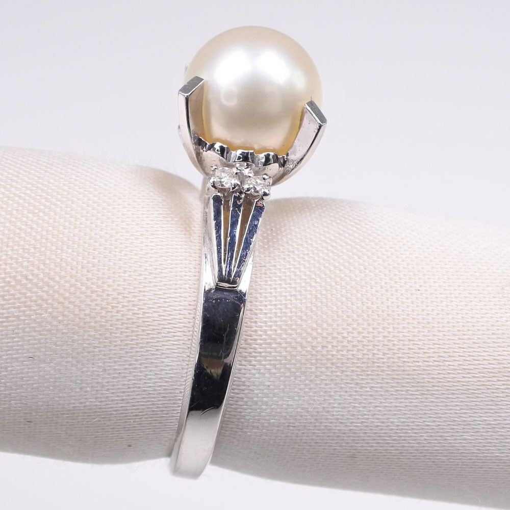 Size 11 Pearl Ring with 8.0mm Diamond and Pt900 Platinum for Ladies | Second Hand | A Grade