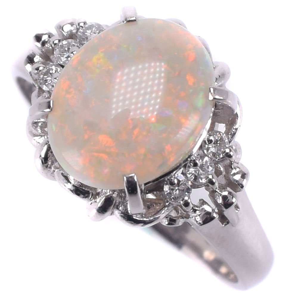 [LuxUness]  Platinum PT900 Opal & Diamond Ring, Size 19 - Ladies A-grade (used) Metal Ring in Excellent condition