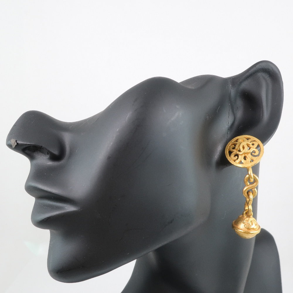 Chanel Gold Plated 95P Earrings