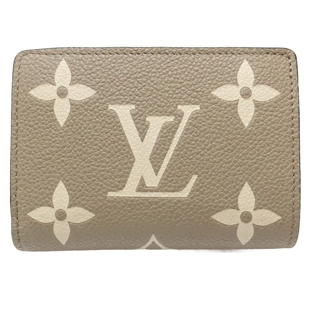 Louis Vuitton Leather Wallet M82370