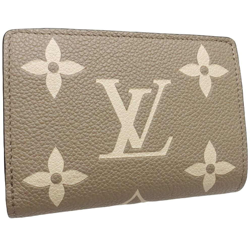 Louis Vuitton Leather Wallet M82370