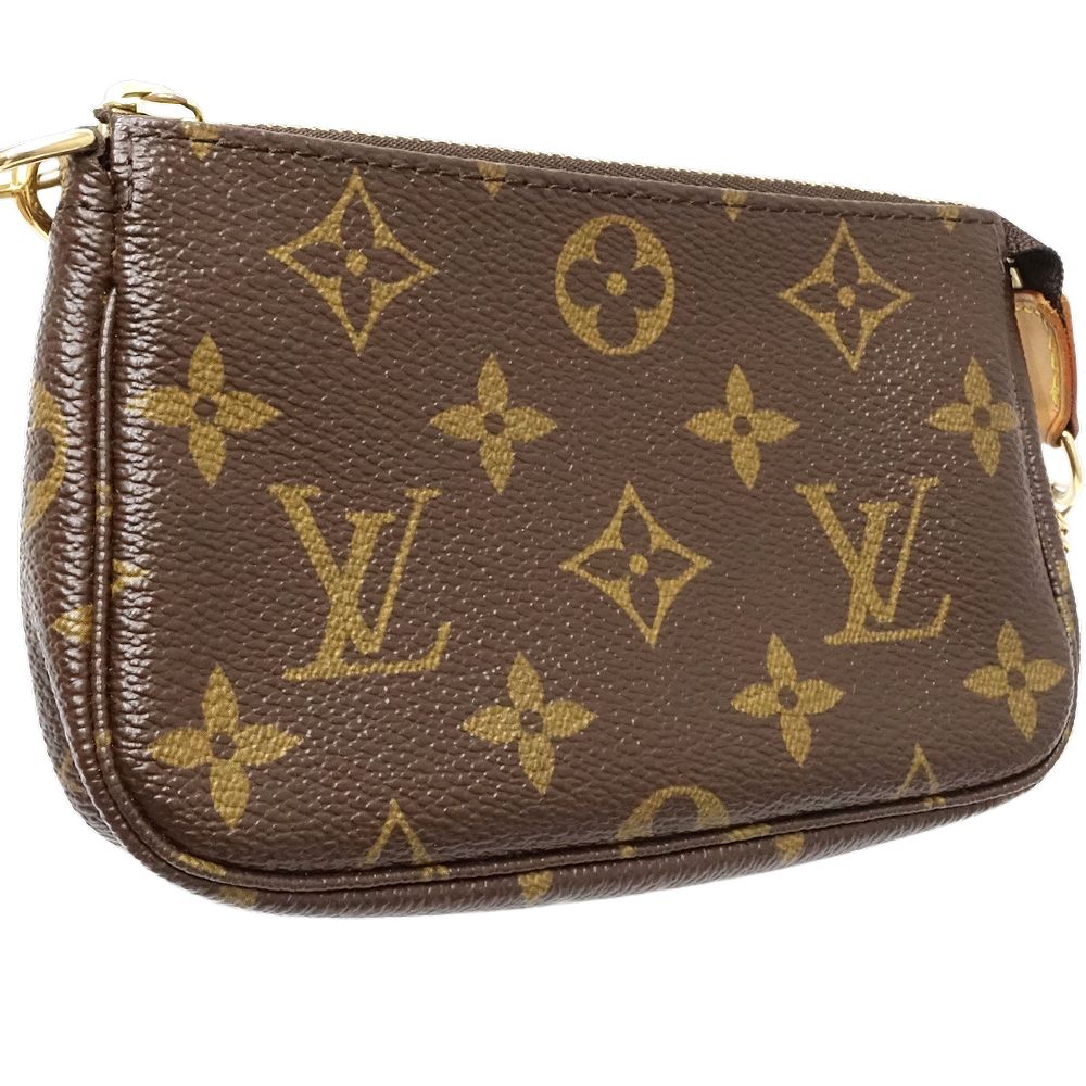 Louis Vuitton Monogram Mini Pochette Accessoires Clutch