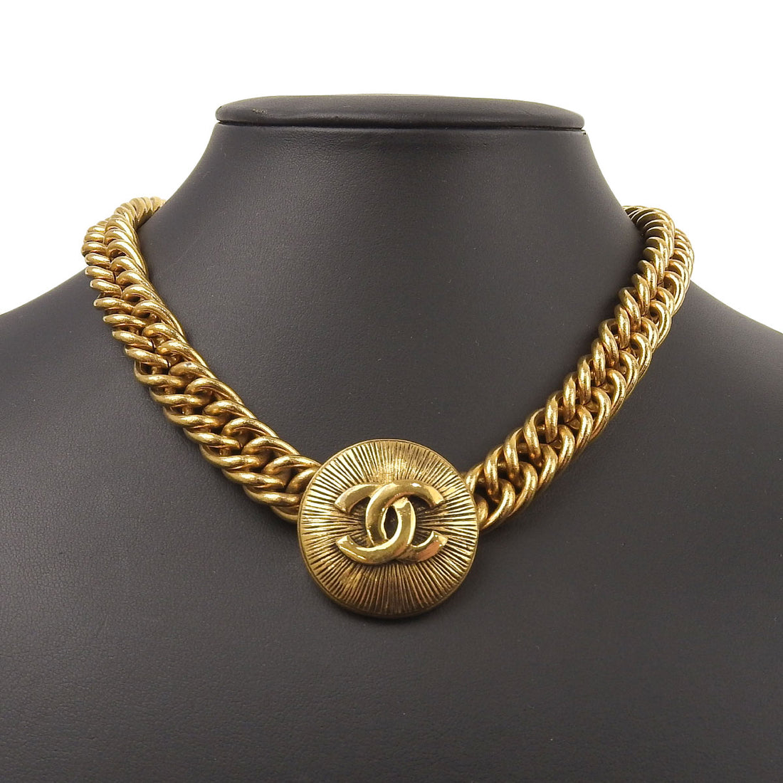 CC Medallion Chain Pendant Necklace