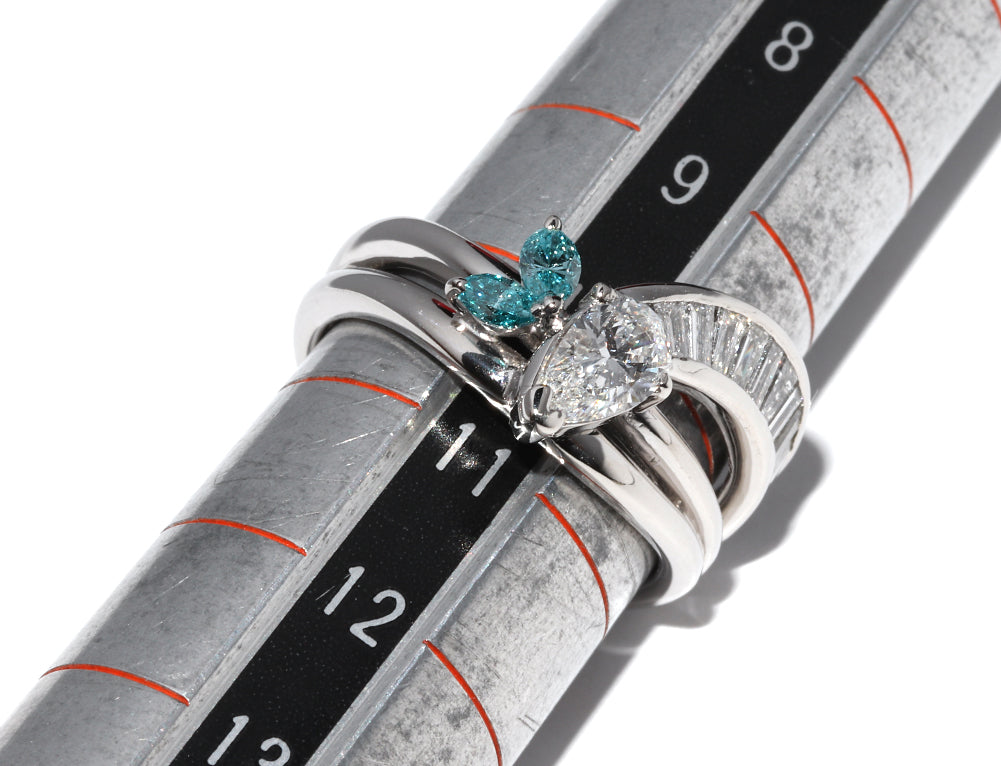 Pt900 Platinum Ring with Marquise Cut Diamond 0.412ct and Blue Diamond 0.48ct, Size 10.5 in Great Condition