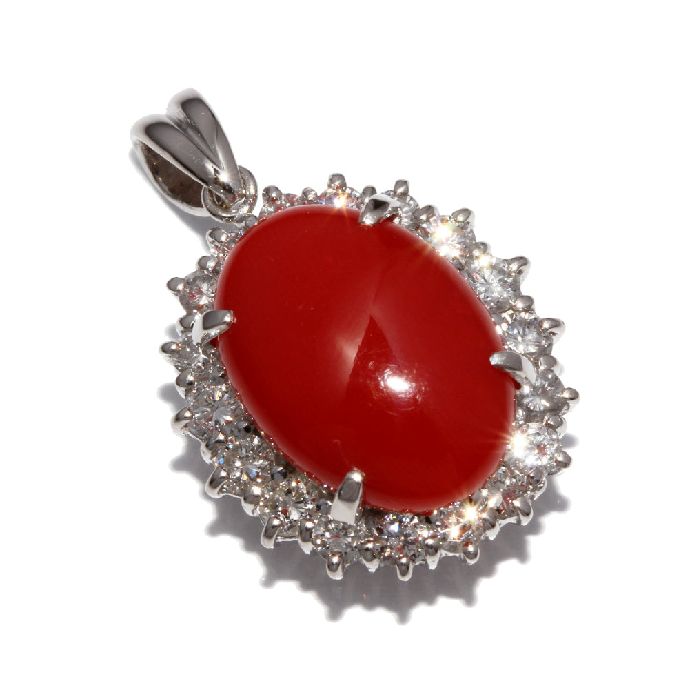 Pt900 Platinum Coral Pendant Top with Diamond in Great Condition