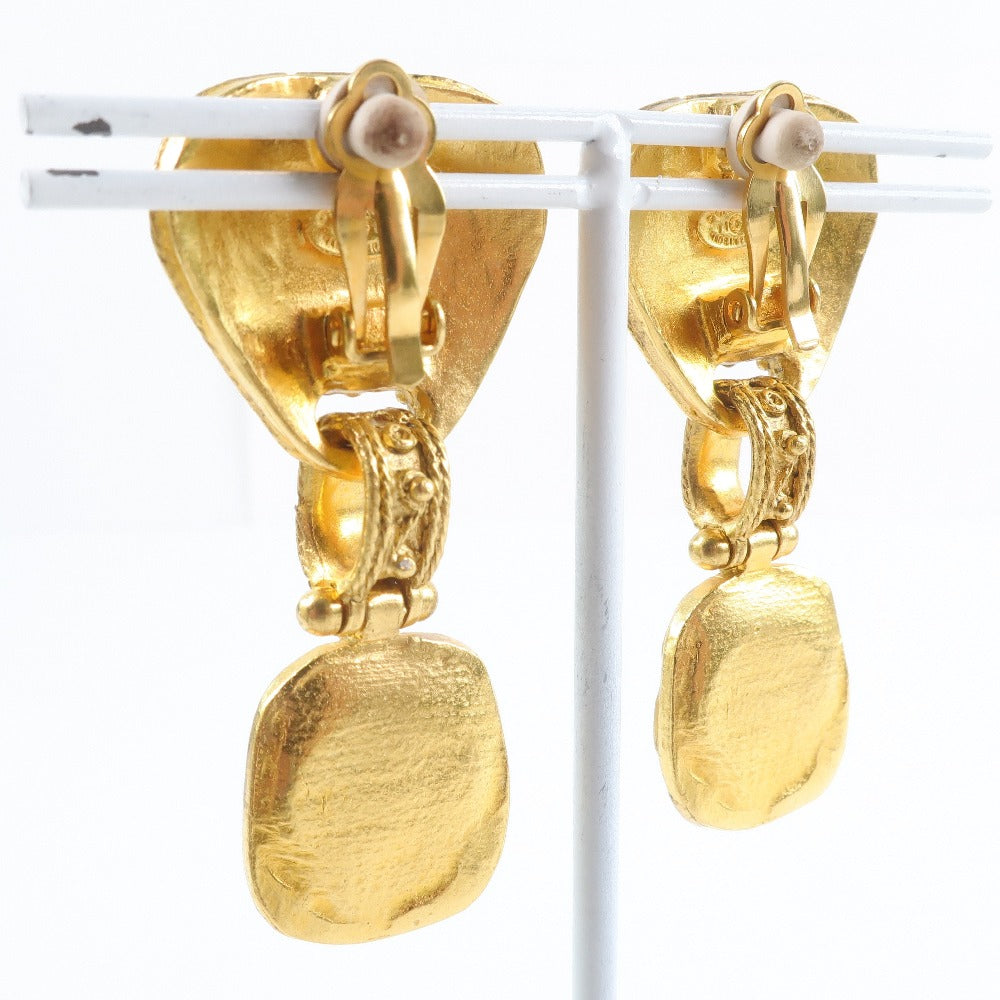 Chanel Gold Plated Vintage Earrings