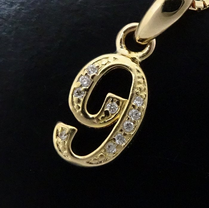 K18YG Yellow Gold Diamond No.9 Necklace