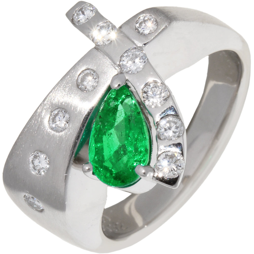 Pt900 Platinum Emerald Ring 0.80ct Diamond 0.32ct in Great Condition