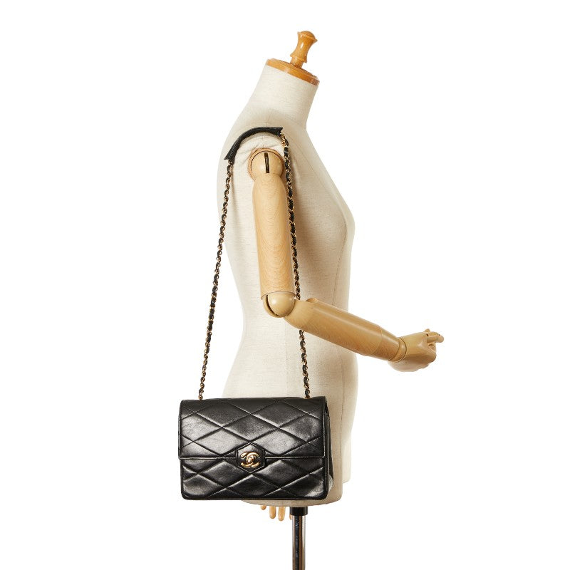 Chanel Lambskin Matelasse Diamond Stitch Chain Shoulder Bag