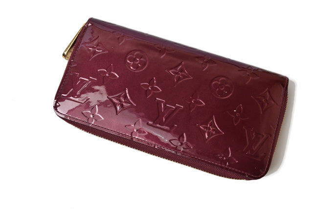 Louis Vuitton Vernis Leather Zippy Wallet M91536