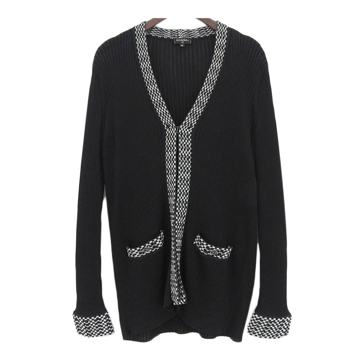 Chanel Cardigan Black P56155K07382