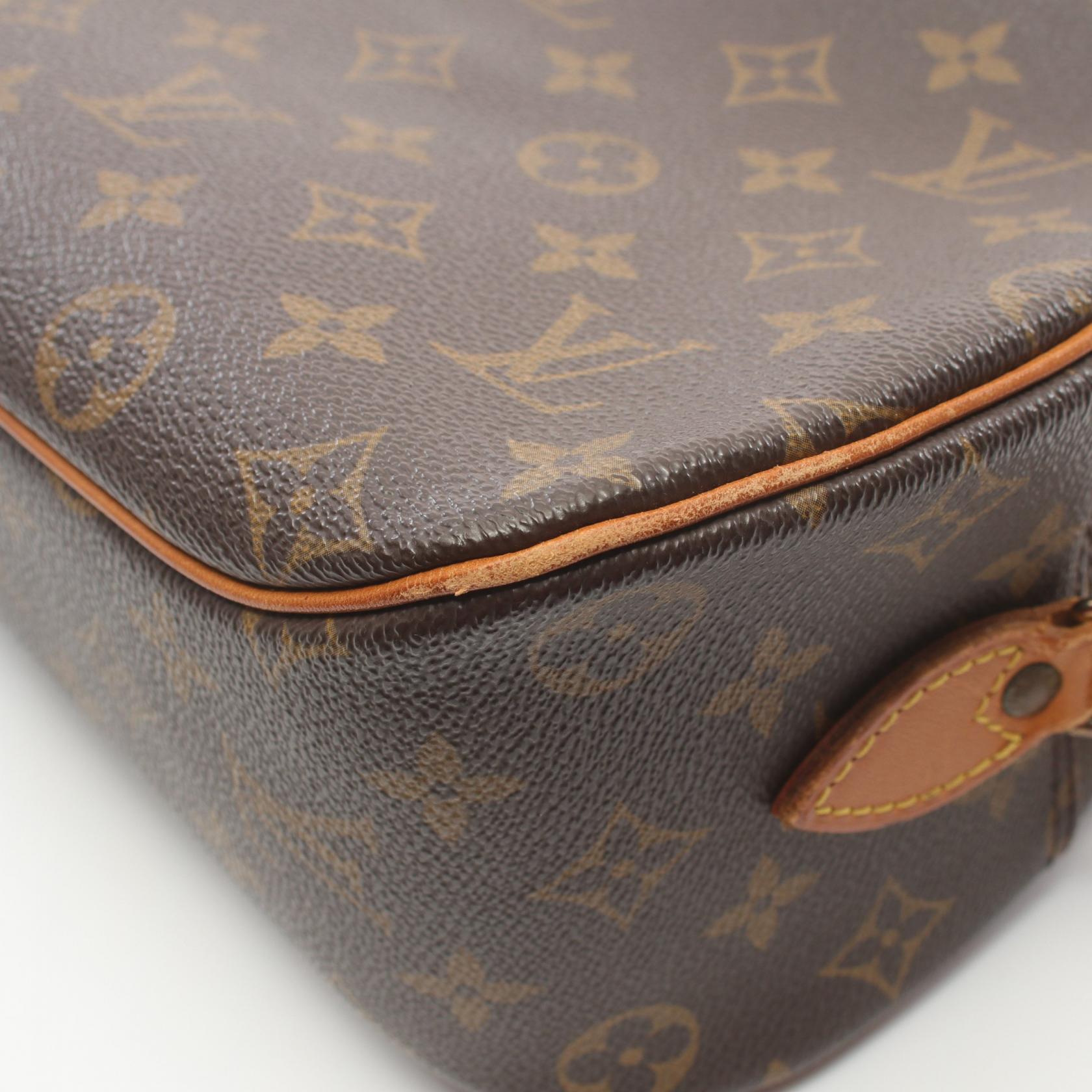 Louis Vuitton Monogram Shoulder Bag Brown M51221